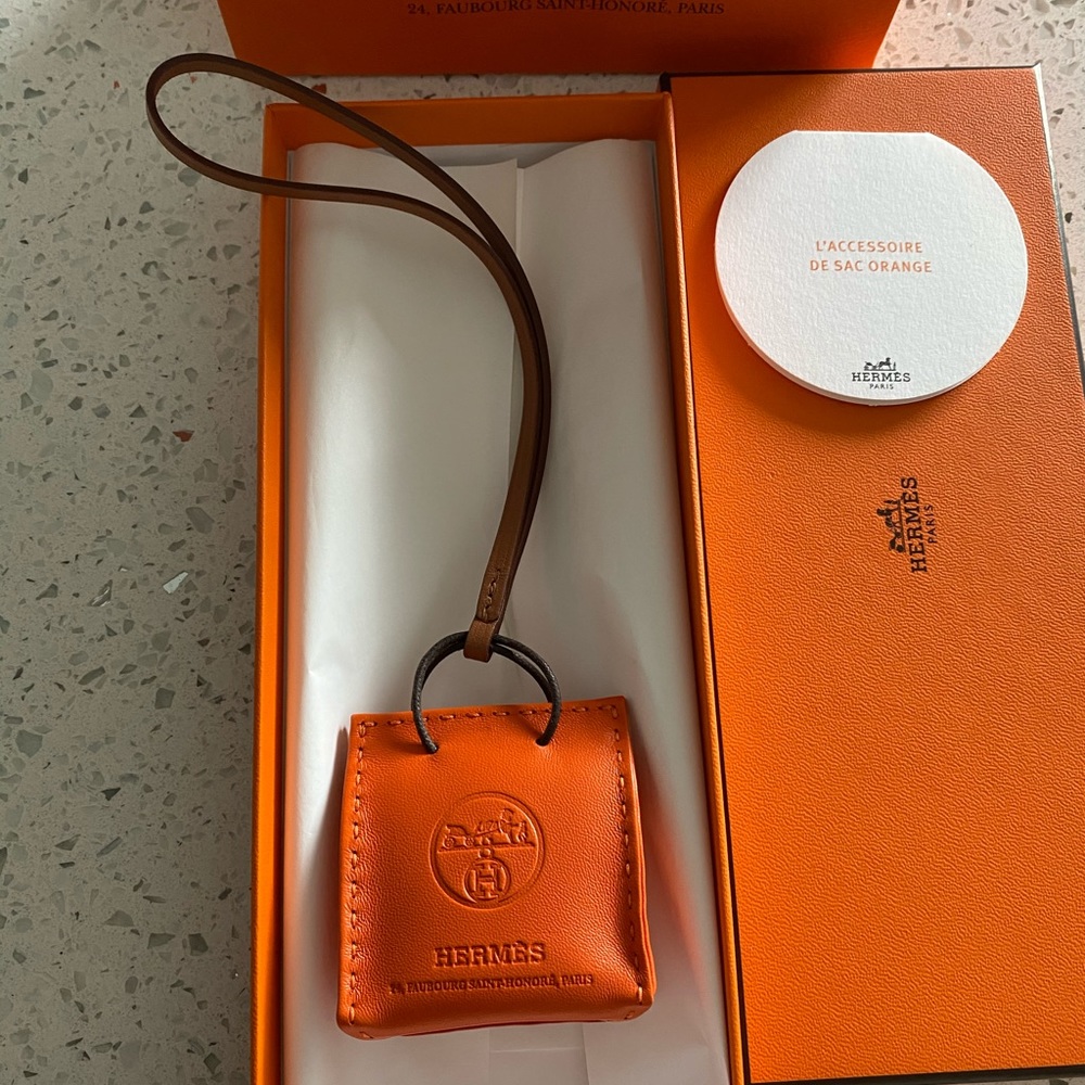 HERMES Milo Lambskin Swift Shopping Bag Charm